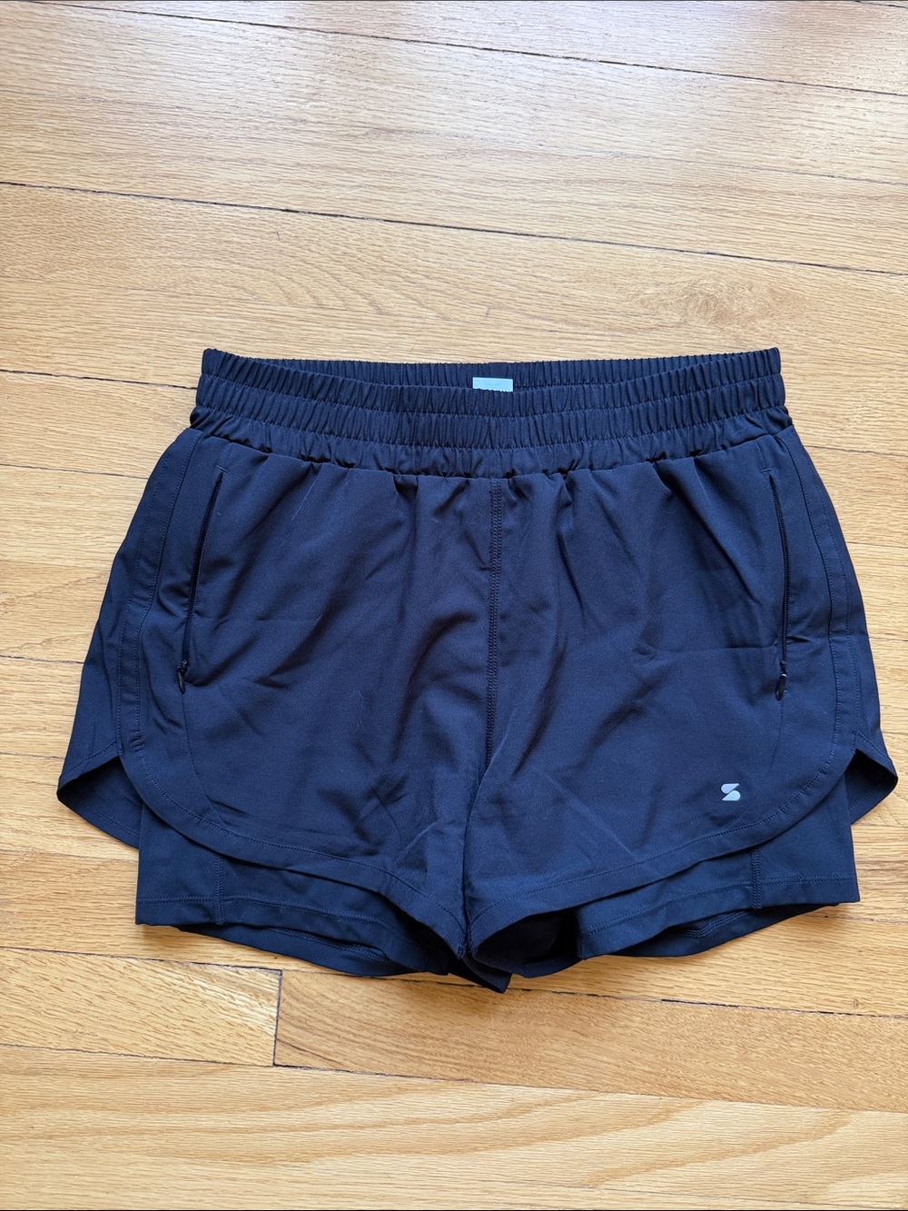 Women's Black Double-Layer Athletic Shorts with Drawstring Waist